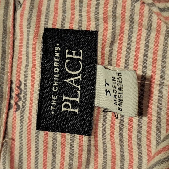 The Children's Place boys size 3T red, white & gray button up shark shirt, New - Picture 4 of 5